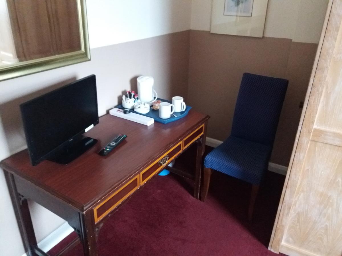애들스톤 The Crouch Oak B&B 외부 사진