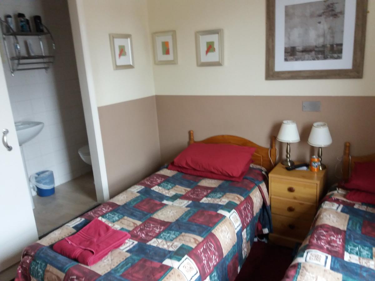 애들스톤 The Crouch Oak B&B 외부 사진